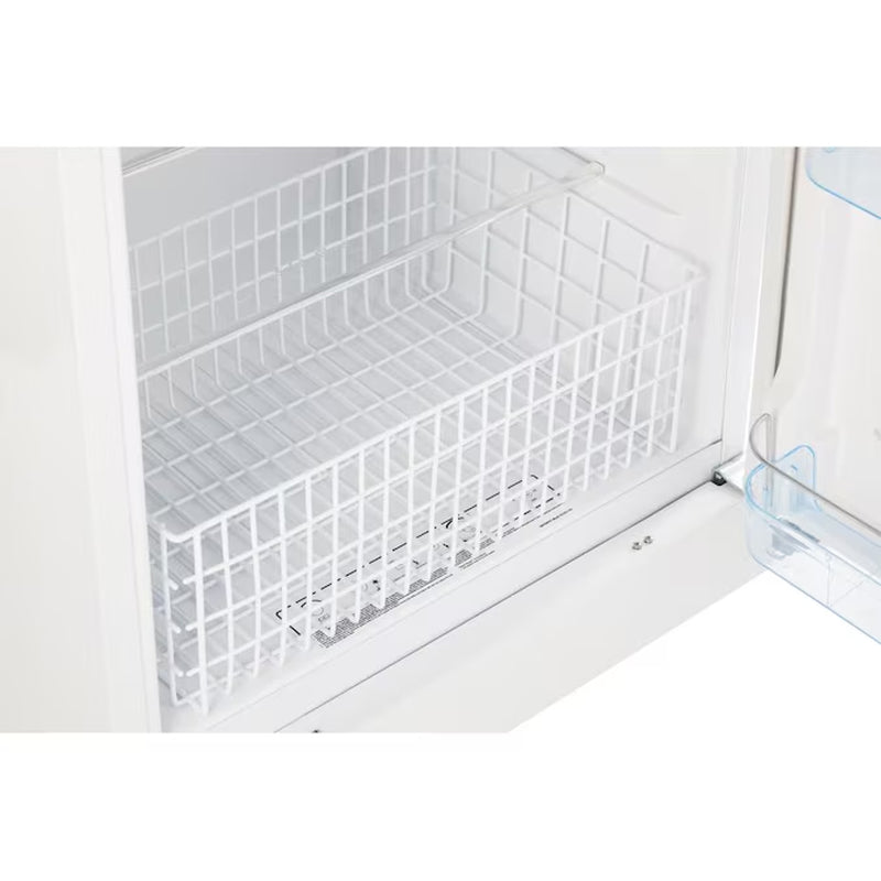 Off-Grid 14-Cu Ft Top-Freezer Refrigerator (White)